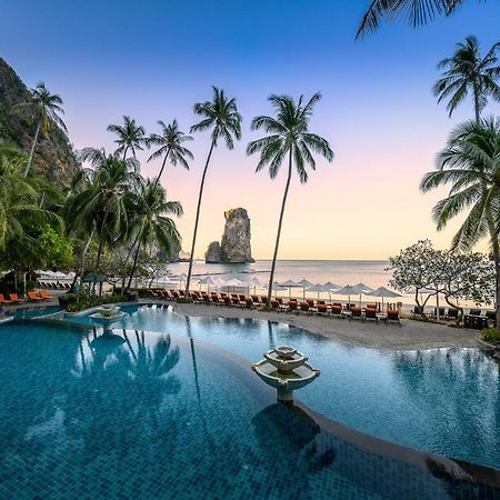 Centara Grand Beach Resort & Villas Krabi Ao Nang Exterior foto Pool at the Andaman Beach