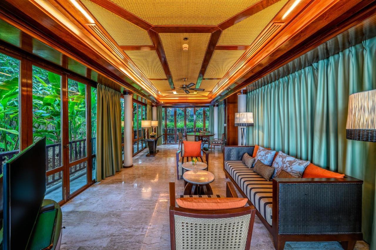 Centara Grand Beach Resort & Villas Krabi Ao Nang Exterior foto The lobby of the hotel