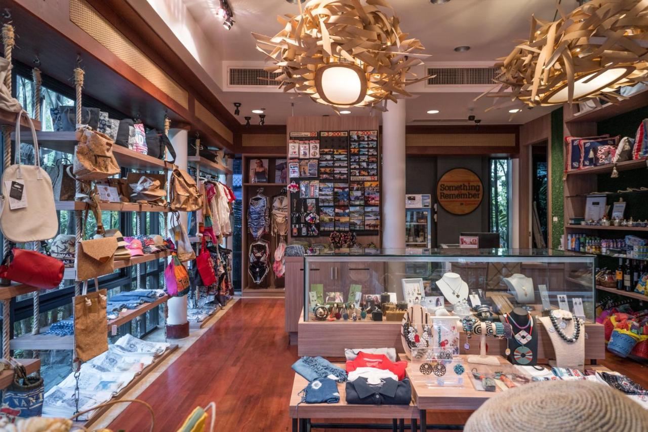 Centara Grand Beach Resort & Villas Krabi Ao Nang Exterior foto The interior of the museum shop