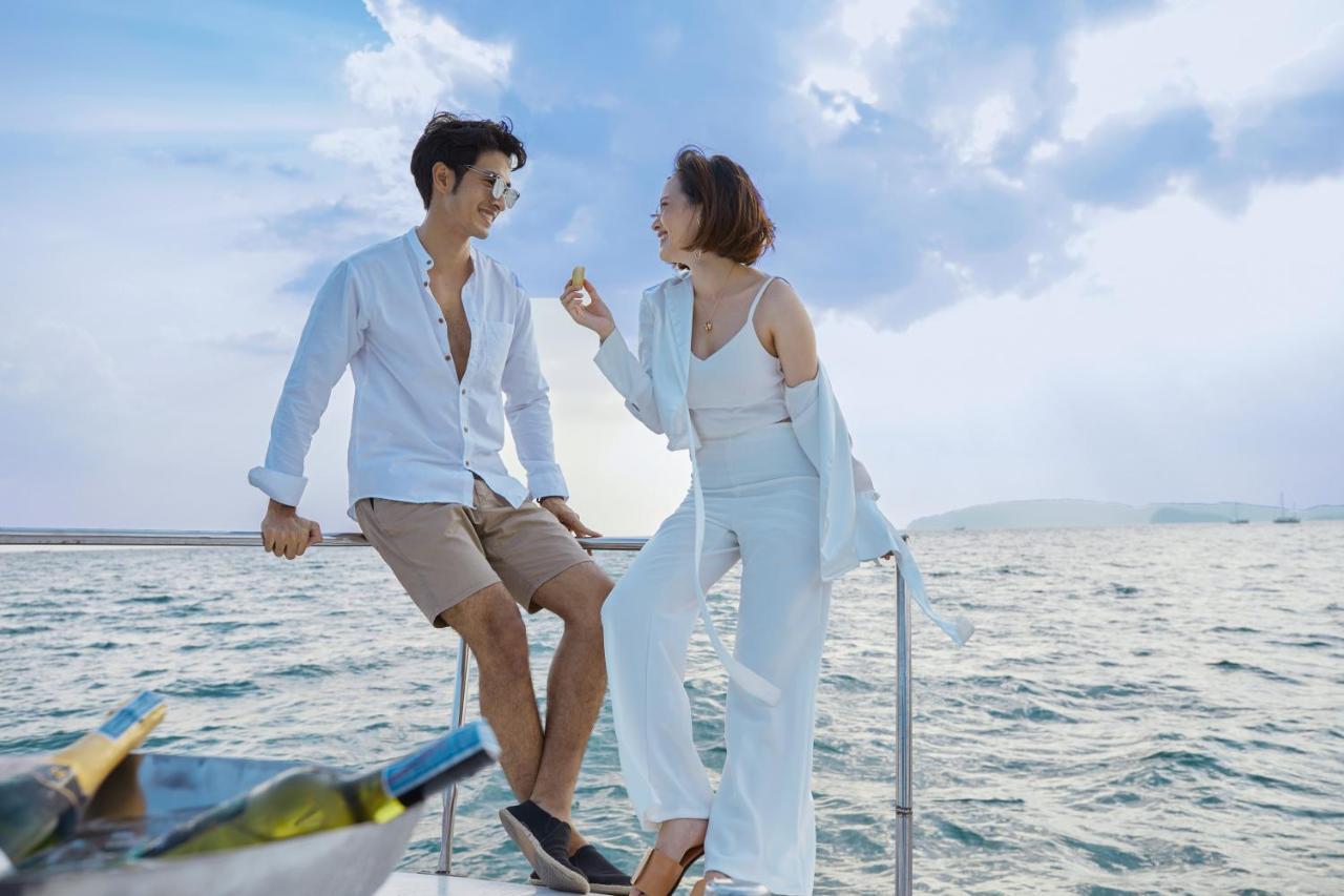 Centara Grand Beach Resort & Villas Krabi Ao Nang Exterior foto Lee Byung-hun and Lee Ha-na